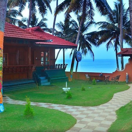 Black Beach Resort Варкала Экстерьер фото