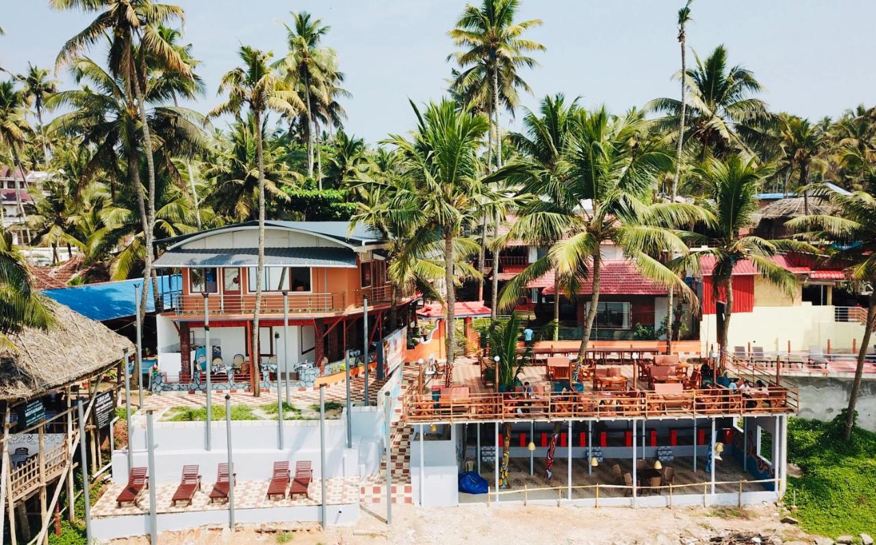 Black Beach Resort Варкала Экстерьер фото
