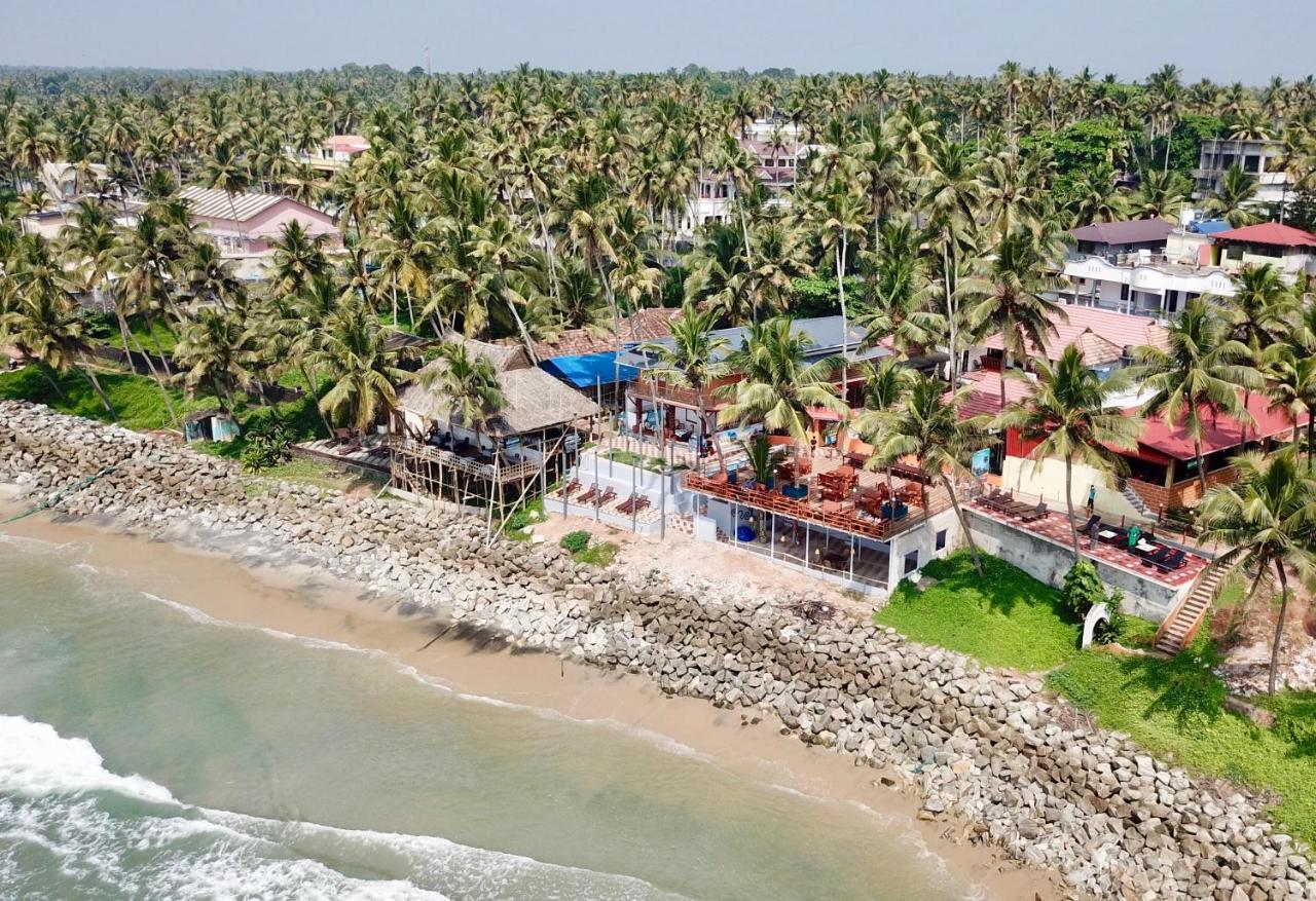 Black Beach Resort Варкала Экстерьер фото