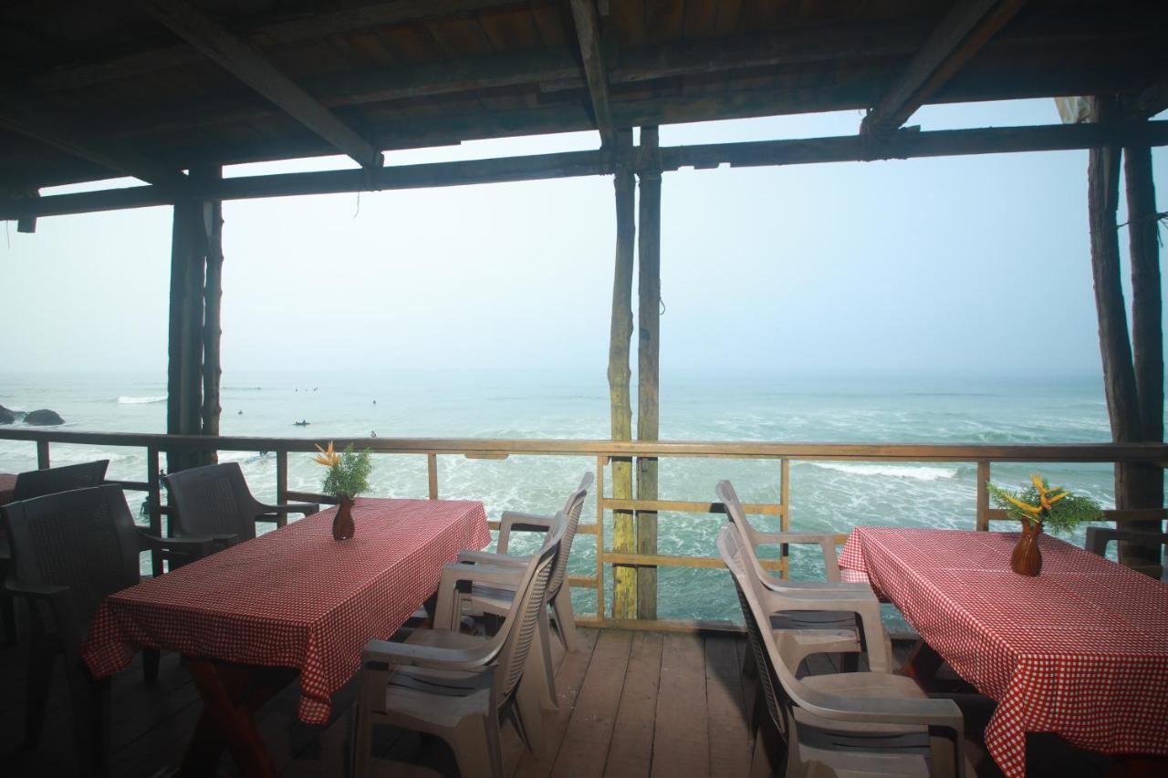 Black Beach Resort Варкала Экстерьер фото
