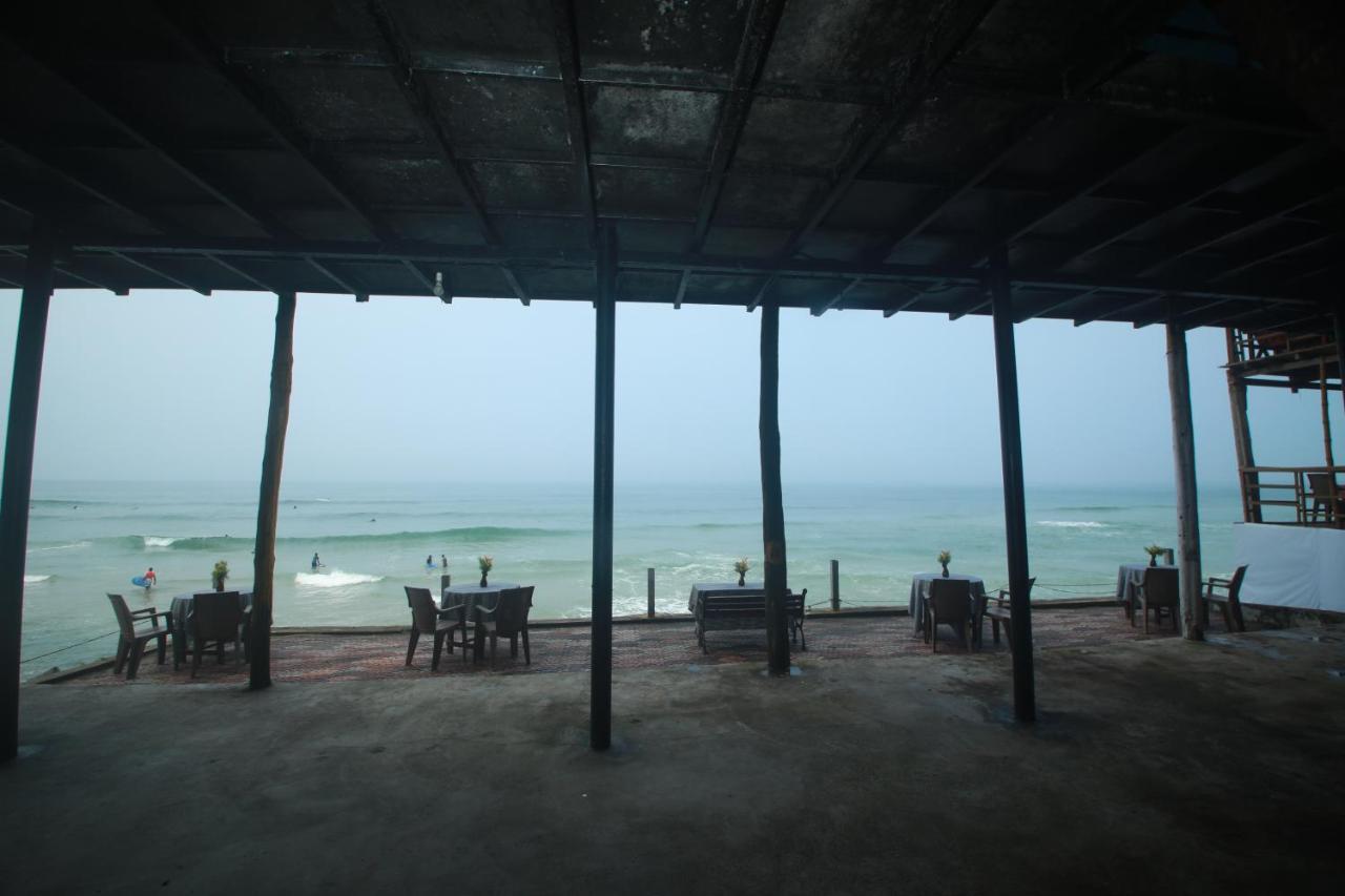 Black Beach Resort Варкала Экстерьер фото