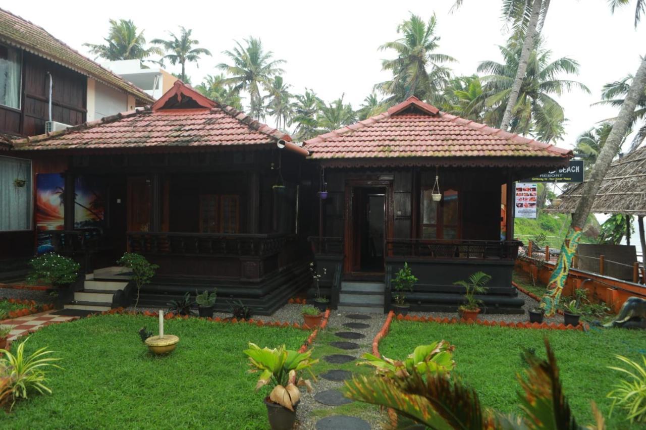 Black Beach Resort Варкала Экстерьер фото