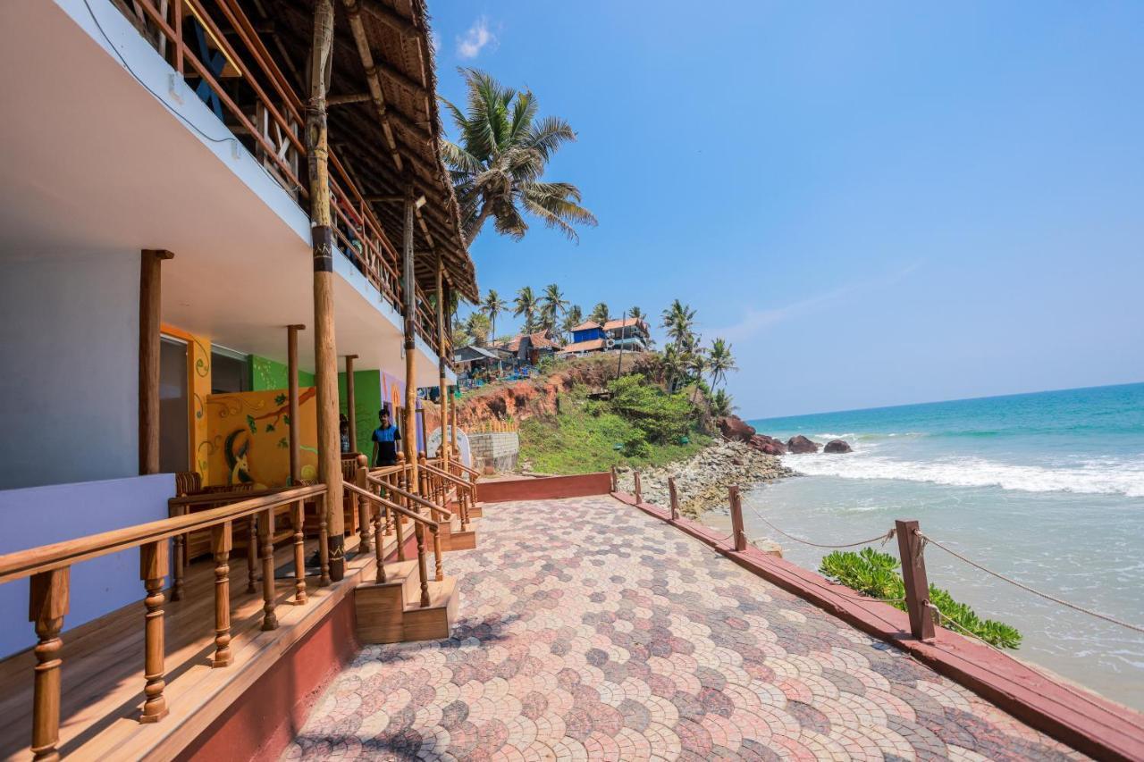 Black Beach Resort Варкала Экстерьер фото