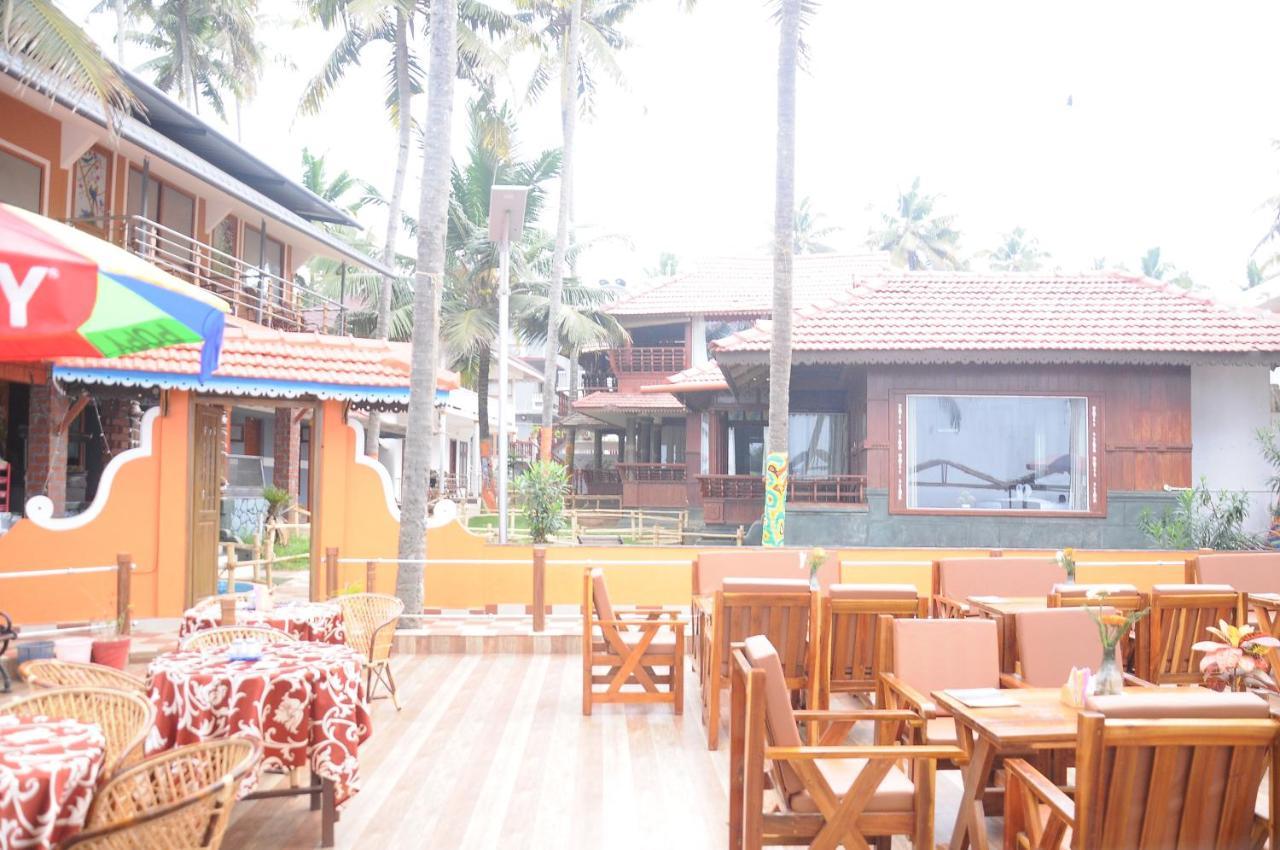 Black Beach Resort Варкала Экстерьер фото