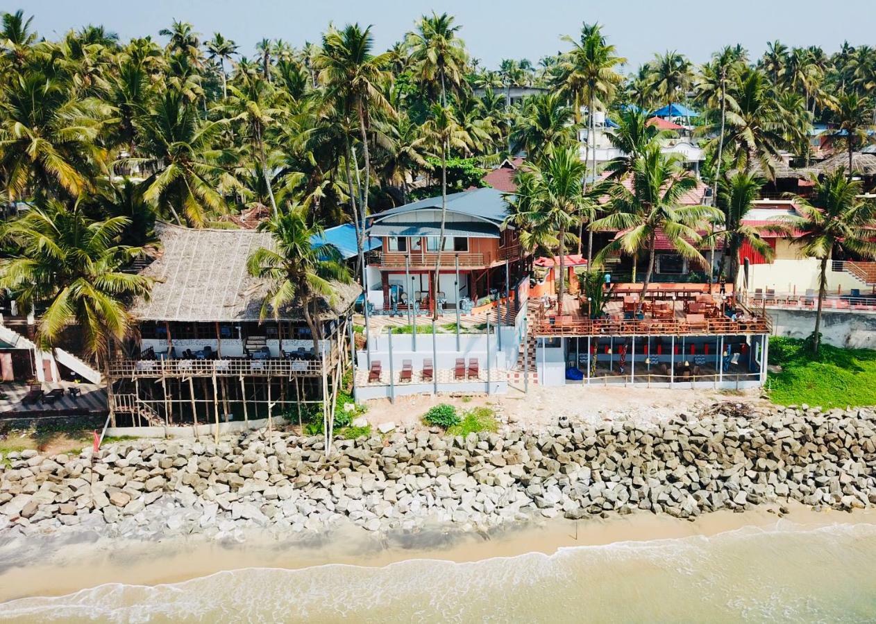 Black Beach Resort Варкала Экстерьер фото