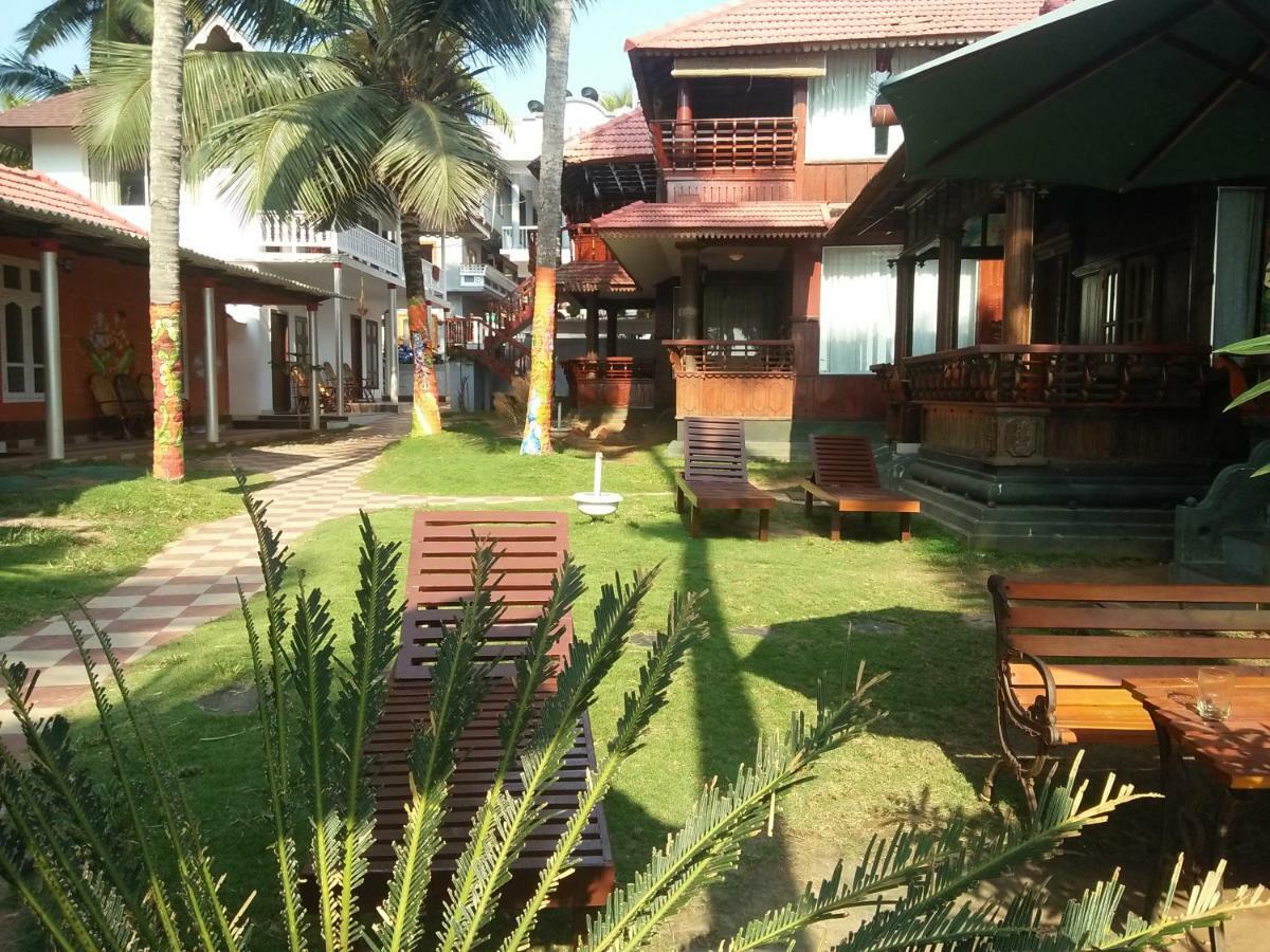 Black Beach Resort Варкала Экстерьер фото