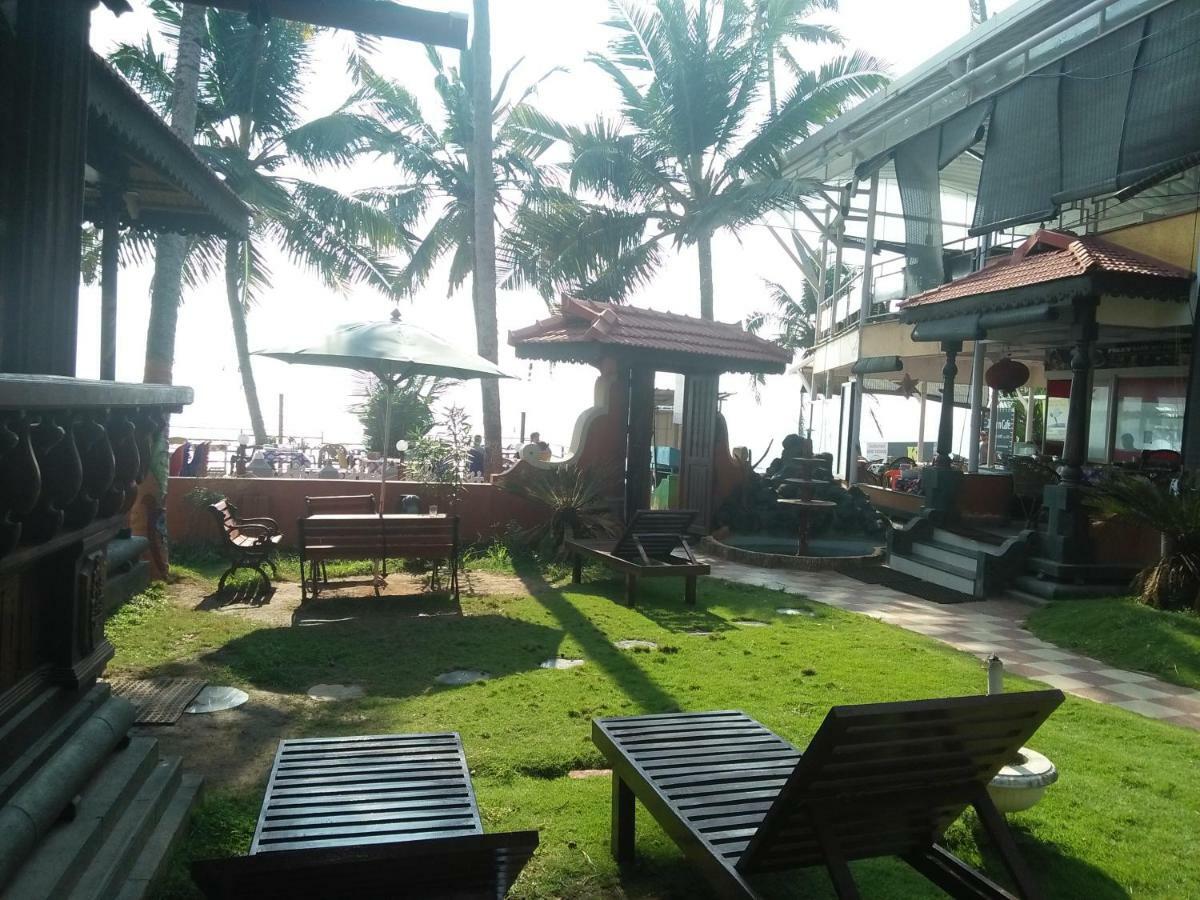 Black Beach Resort Варкала Экстерьер фото